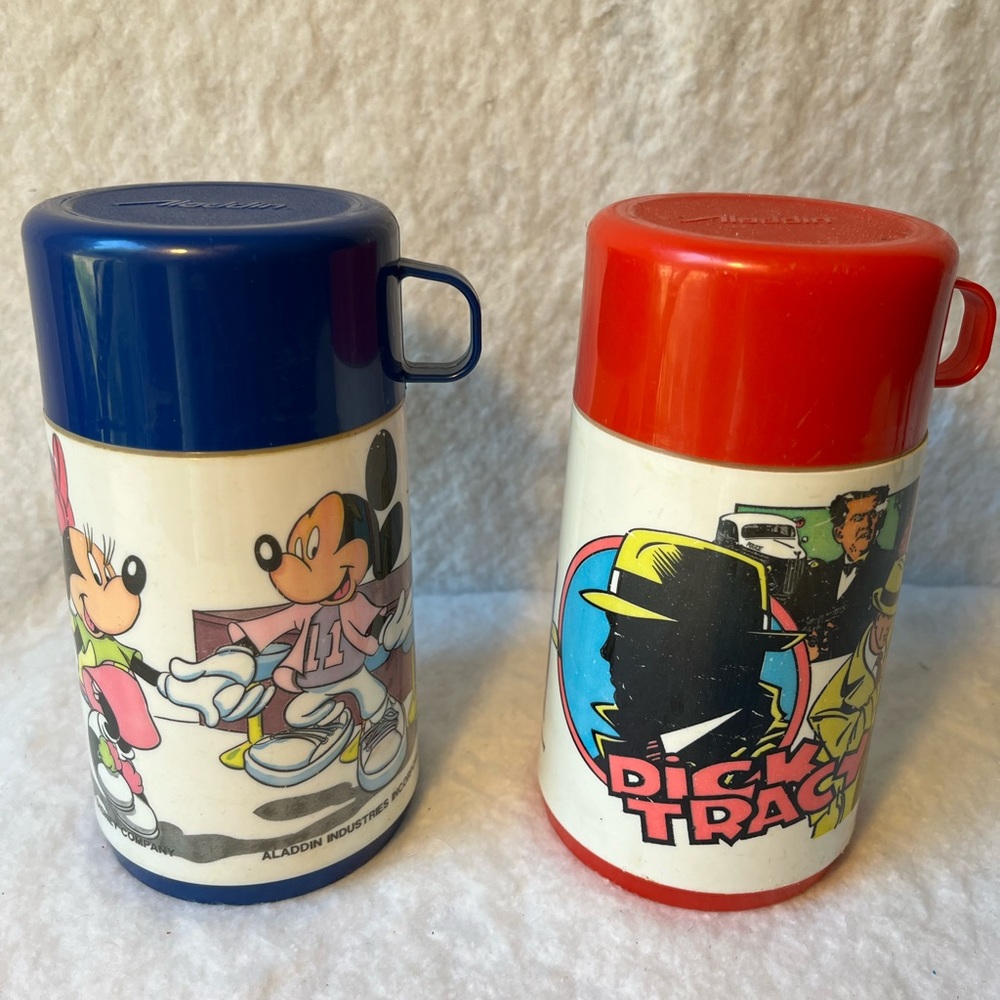Vintage 1980’s Aladdin Plastic Thermos With Lids. Set Of 2